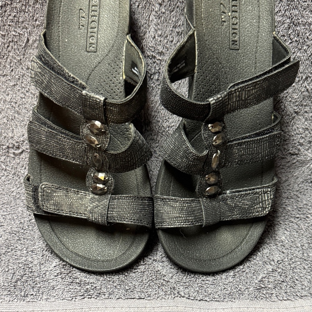 Clarks Black Strappy Women's Sandals